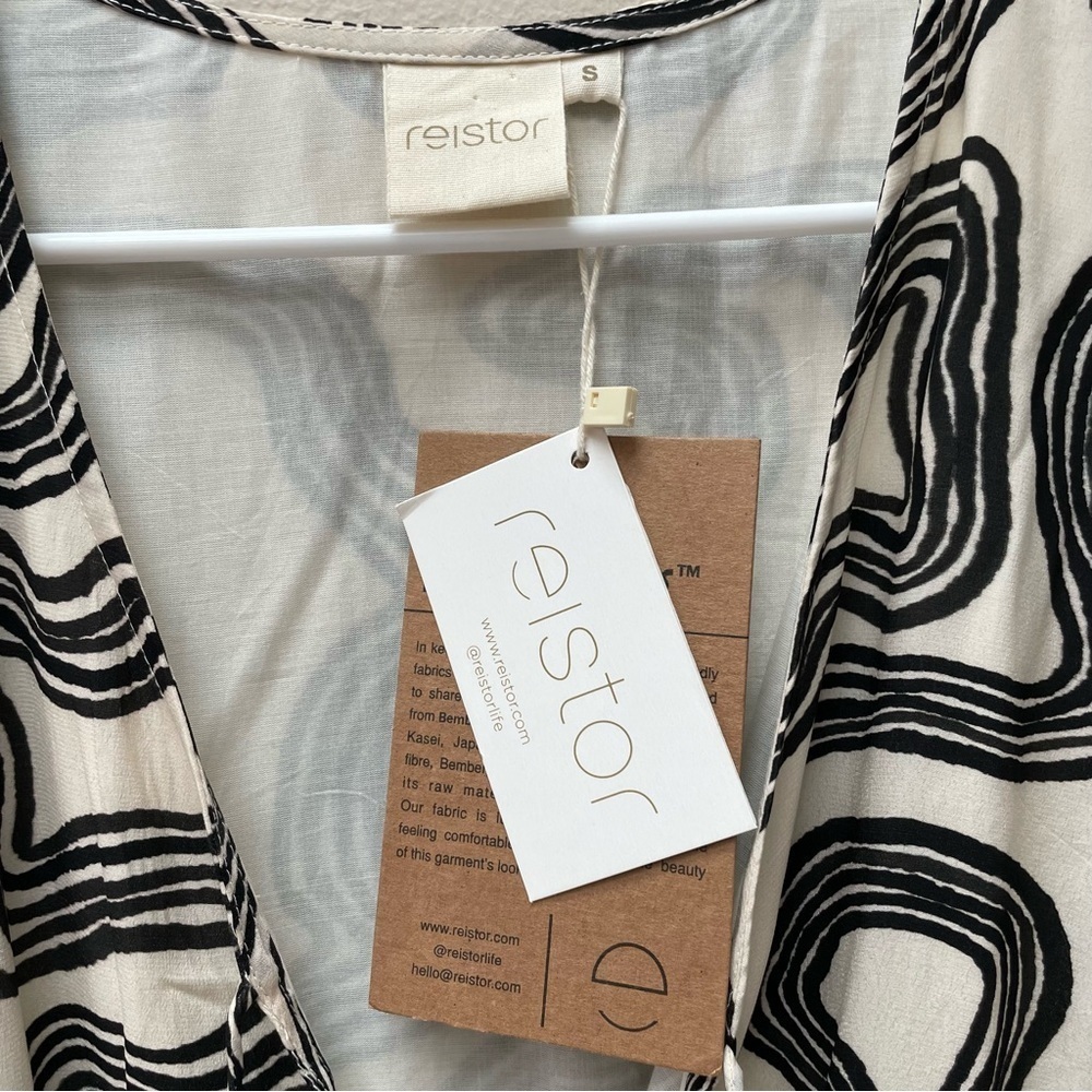NWT Reistor Deep V-neck Gathered Dress in Geometric Black Stripes Bemberg Size S - Picture 8 of 14
